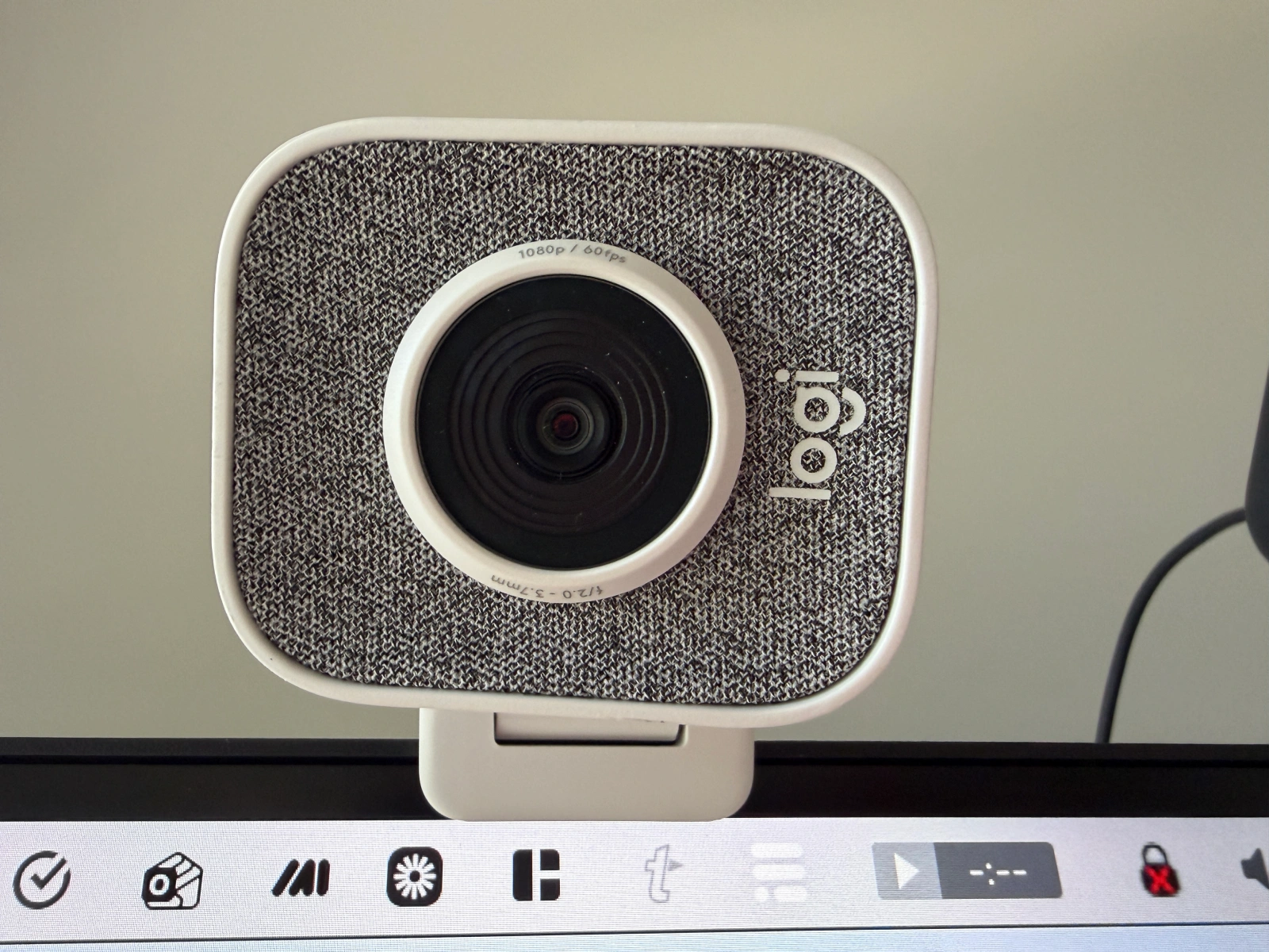 Content Creation Camera - Logitech StreamCam Full HD Webcam